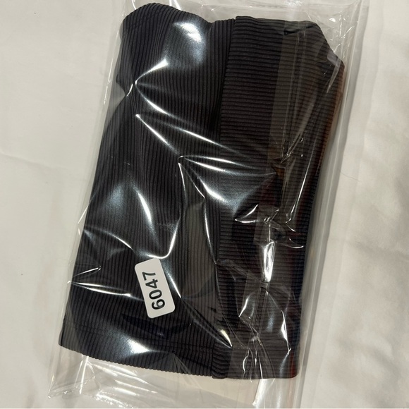 Lululemon Ribbed Softstreme Sweetheart Tank Top | Black | Small - Picture 8 of 8